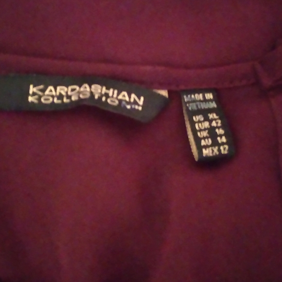 Kardashian Kollection Womens Burgundy Blouse XL Chiffon Sheer Lace Overlay - Picture 7 of 13